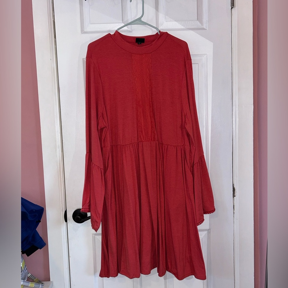 Torrid 3X Retro 70s Mock Neck Bell Sleeved Mini Dress